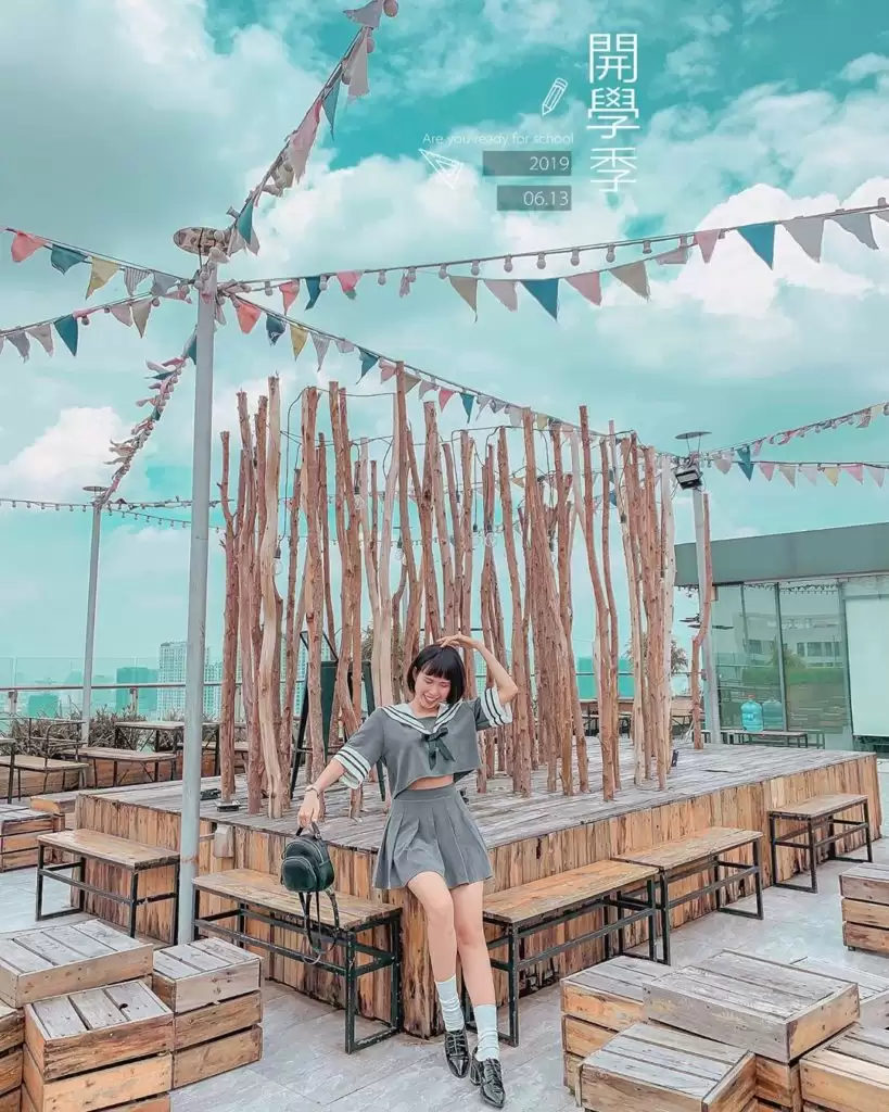 Trill Rooftop Cafe - Hei Tower